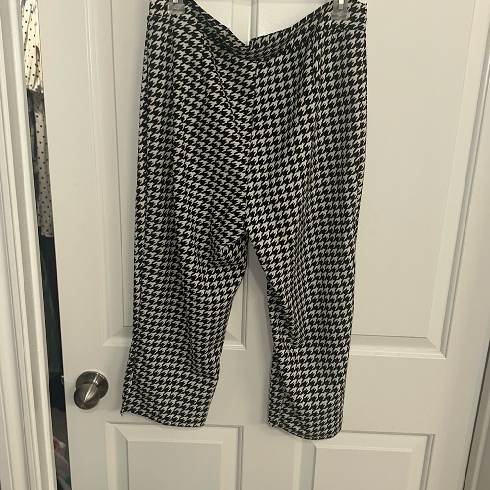 Fashion nova bottoms